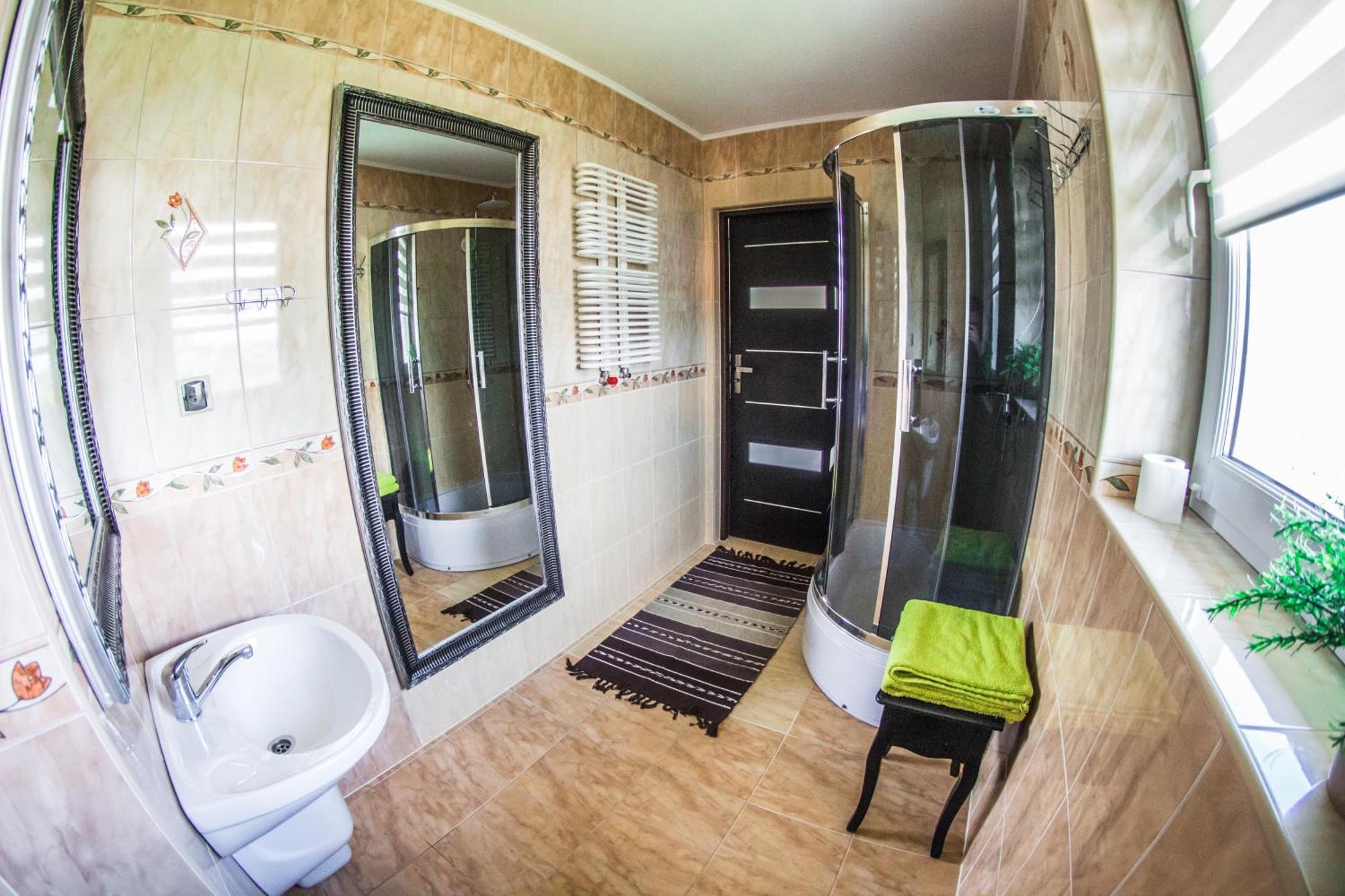Noclegi Fregata - Pokoje Goscinne W Solinie 661-459-339 Solina  Exteriér fotografie