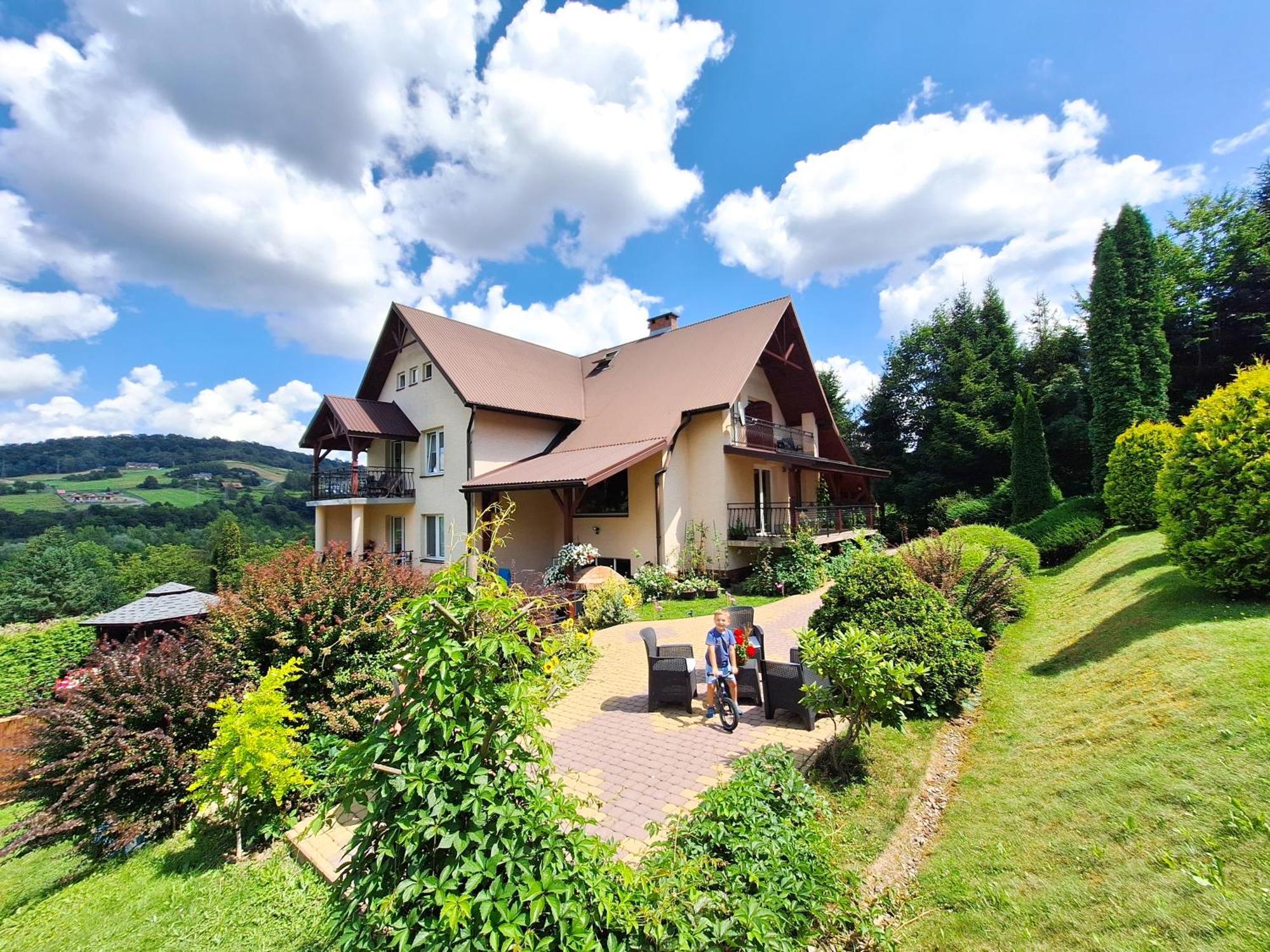 Noclegi Fregata - Pokoje Goscinne W Solinie 661-459-339 Solina  Exteriér fotografie