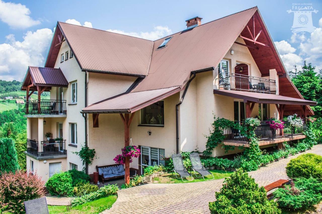 Noclegi Fregata - Pokoje Goscinne W Solinie 661-459-339 Solina  Exteriér fotografie
